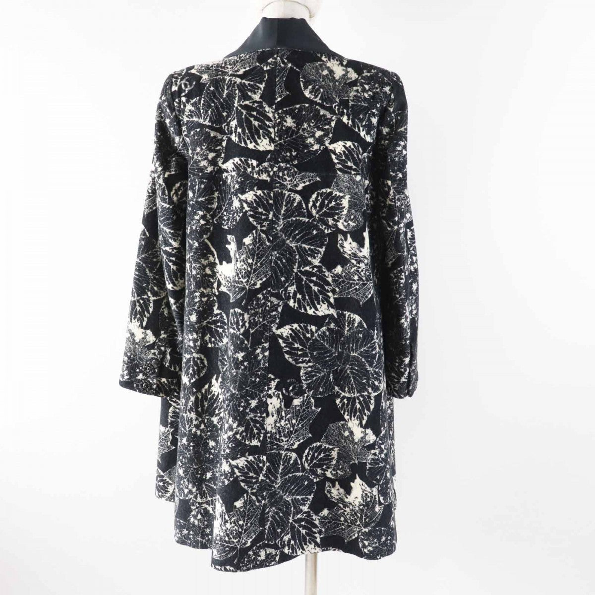 CHANEL coat P60011 Main: 100% cotton, Lining: 100% silk, Part: 100% silk Black light beige Women 36