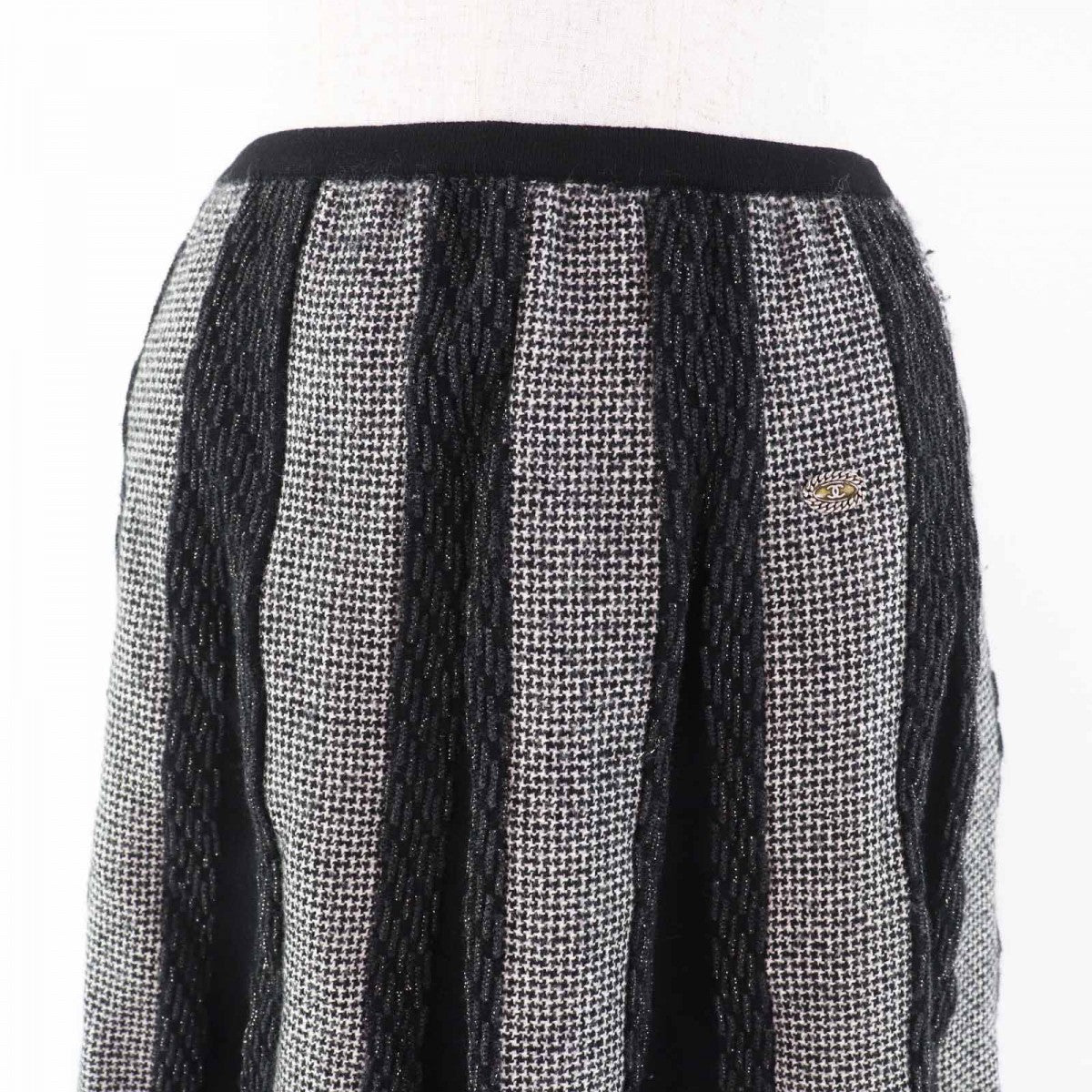 CHANEL skirt 05A P26661 Main: 79% wool, Main: 13% polyester, Main: 8% nylon, Part: 100% wool Black gray white Women 40