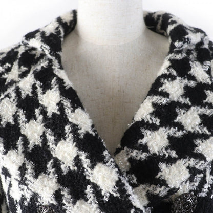 CHANEL Jacket P62358V47832 Main: 75% wool, Main: 15% polyamide (nylon), Main: 10% viscose (rayon), Lining: 61% wool, Lining: 16% silk Black White Women 36