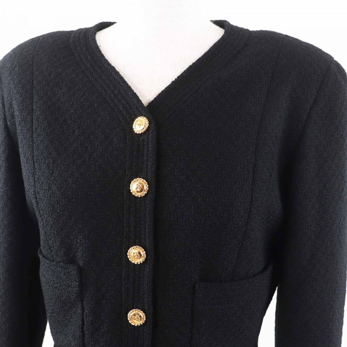 CHANEL Jacket Main: 100% wool, Lining: 100% silk Black gold Women 40