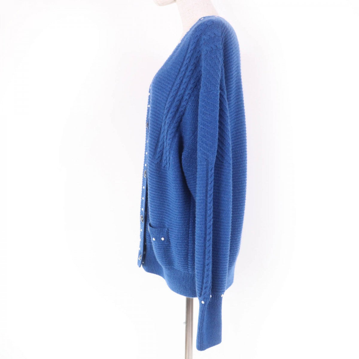 CHANEL cardigan P53610K06955 Main: 53% cotton, Main: 47% cashmere blue Women 38