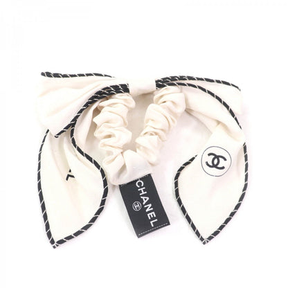 CHANEL hair accessory silk off white