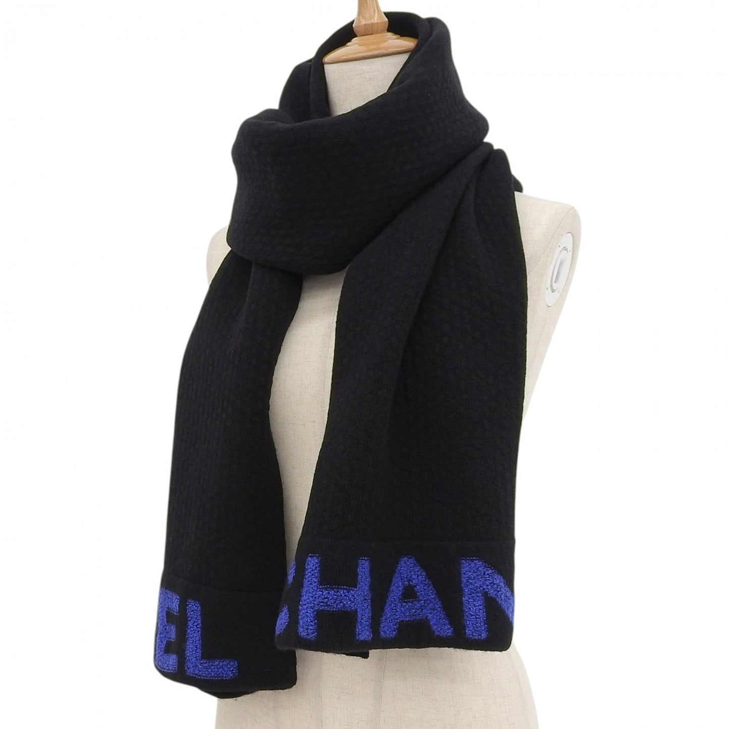 CHANEL Scarf 20B wool black