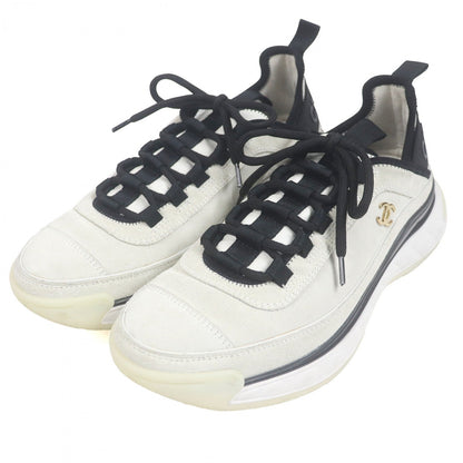 CHANEL Low cut sneakers Suede leather Light gray 39