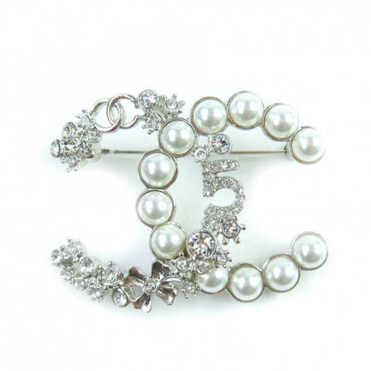 CHANEL Brooch B23P Ã£ÂÂ¼ Silver white