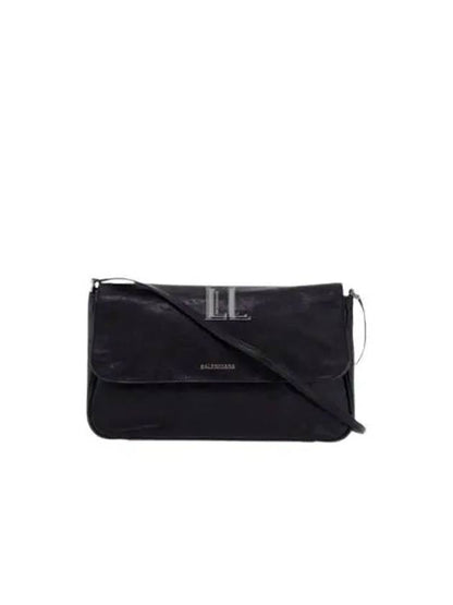 Luxury Balenciaga Trending 2025 Grungy Cross Bag Black