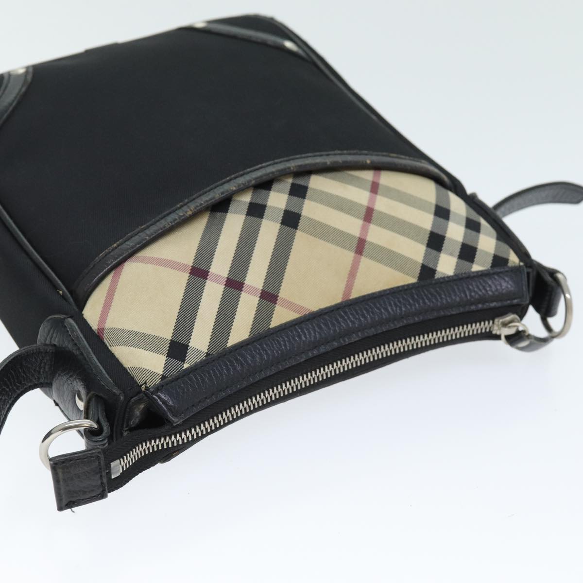Luxury Burberry Nova Check Shoulder Bag