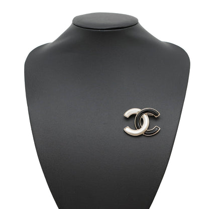CHANEL CC Logo Brooch White/BlackAB9974 Gold Plated
