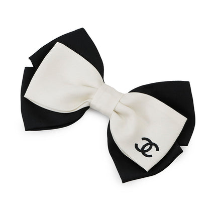 CHANEL Ribbon CC Logo Barrette White/Black Silk Metal