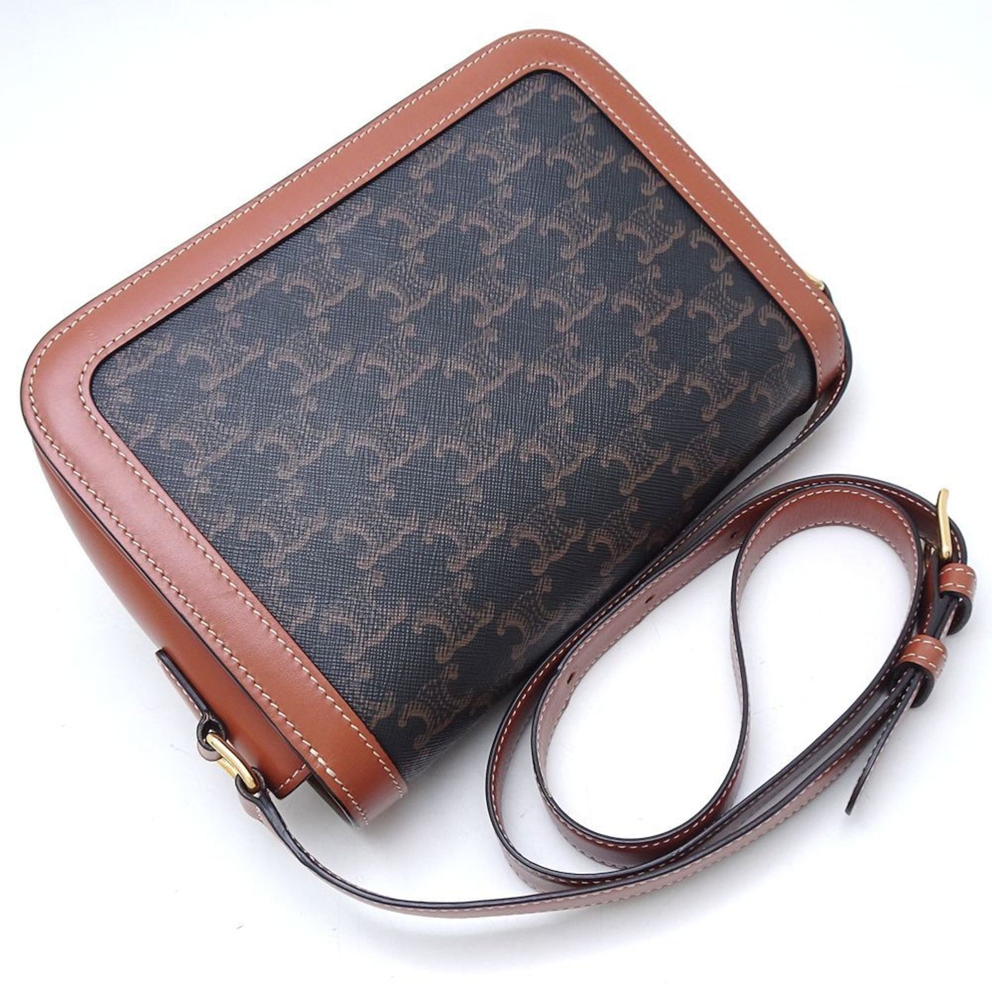 Luxury CELINE Triomphe Shoulder Bag