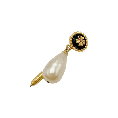 CHANEL Brooch Gold Plated gold Pin Brooch Women