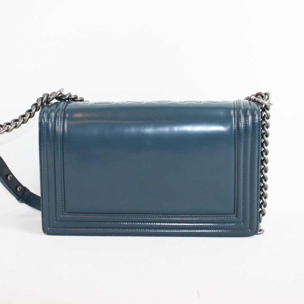 Chanel Boy Flap Large 21M Bag
