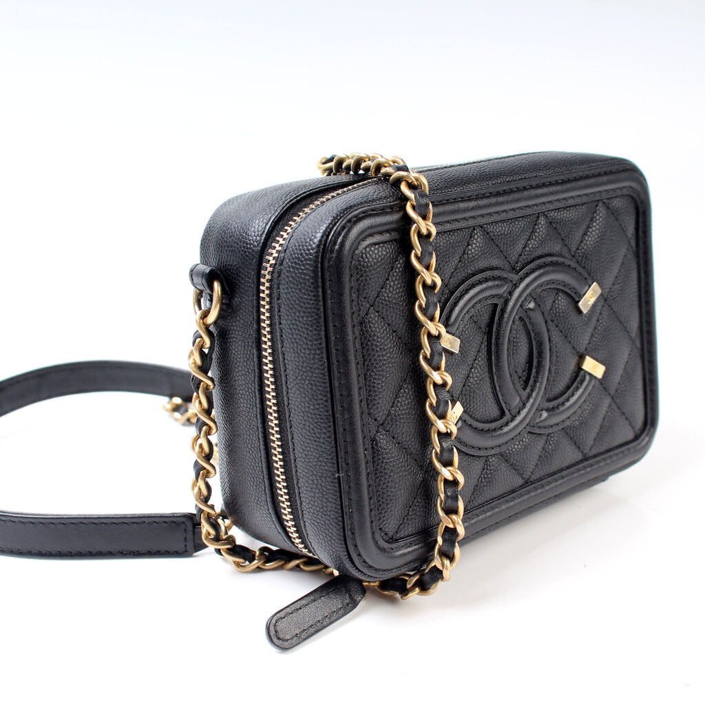 Chanel Filigree Vanity Clutch W/Chain Caviar 25M Bag