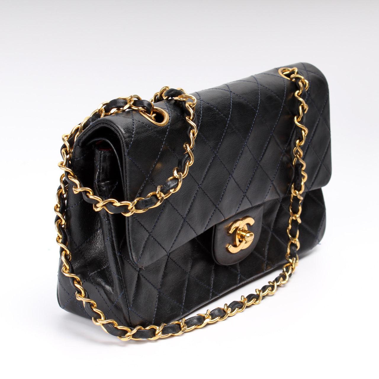 Chanel Classic Flap Medium Lambskin 1M Bag