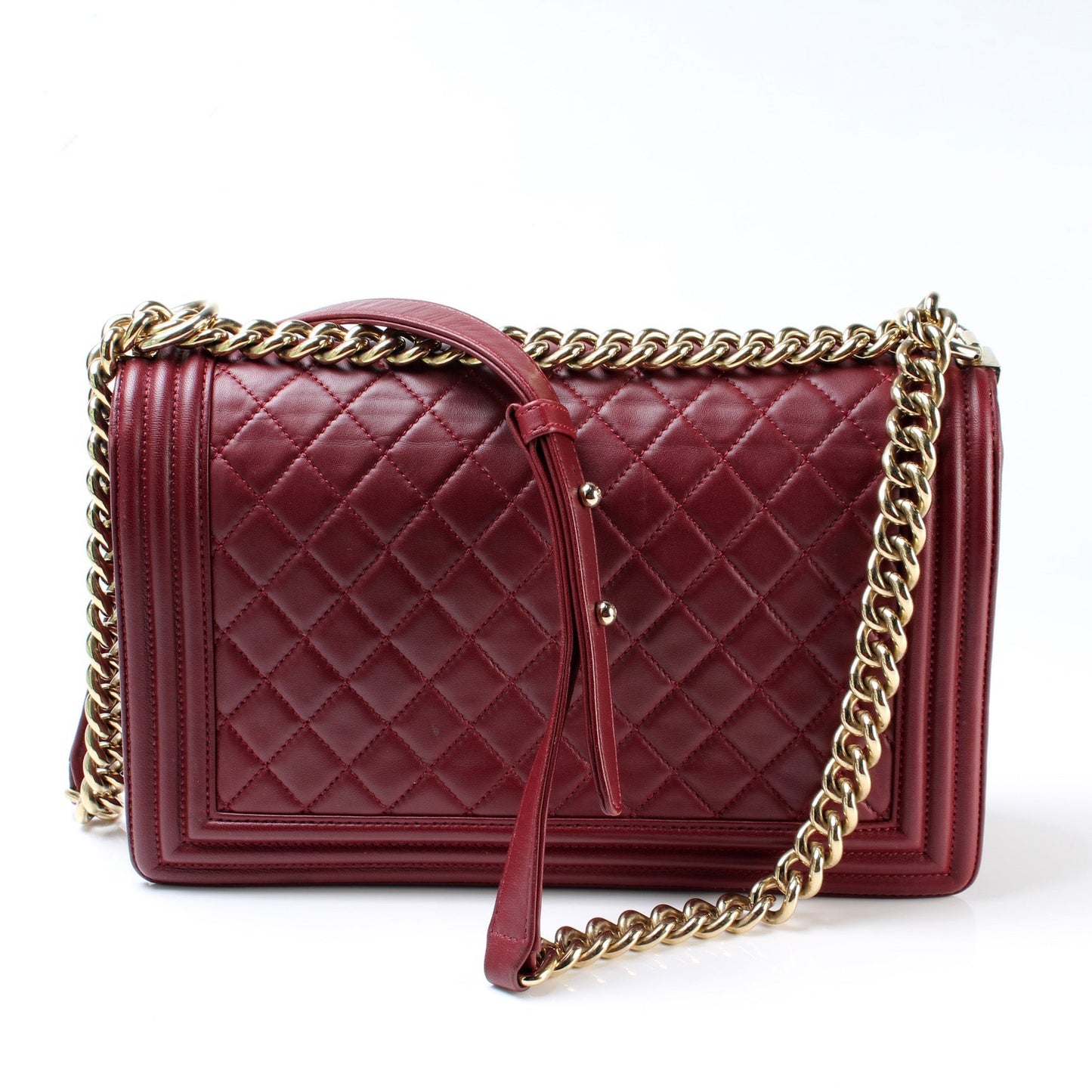 Chanel Boy Flap New Medium 22M Bag