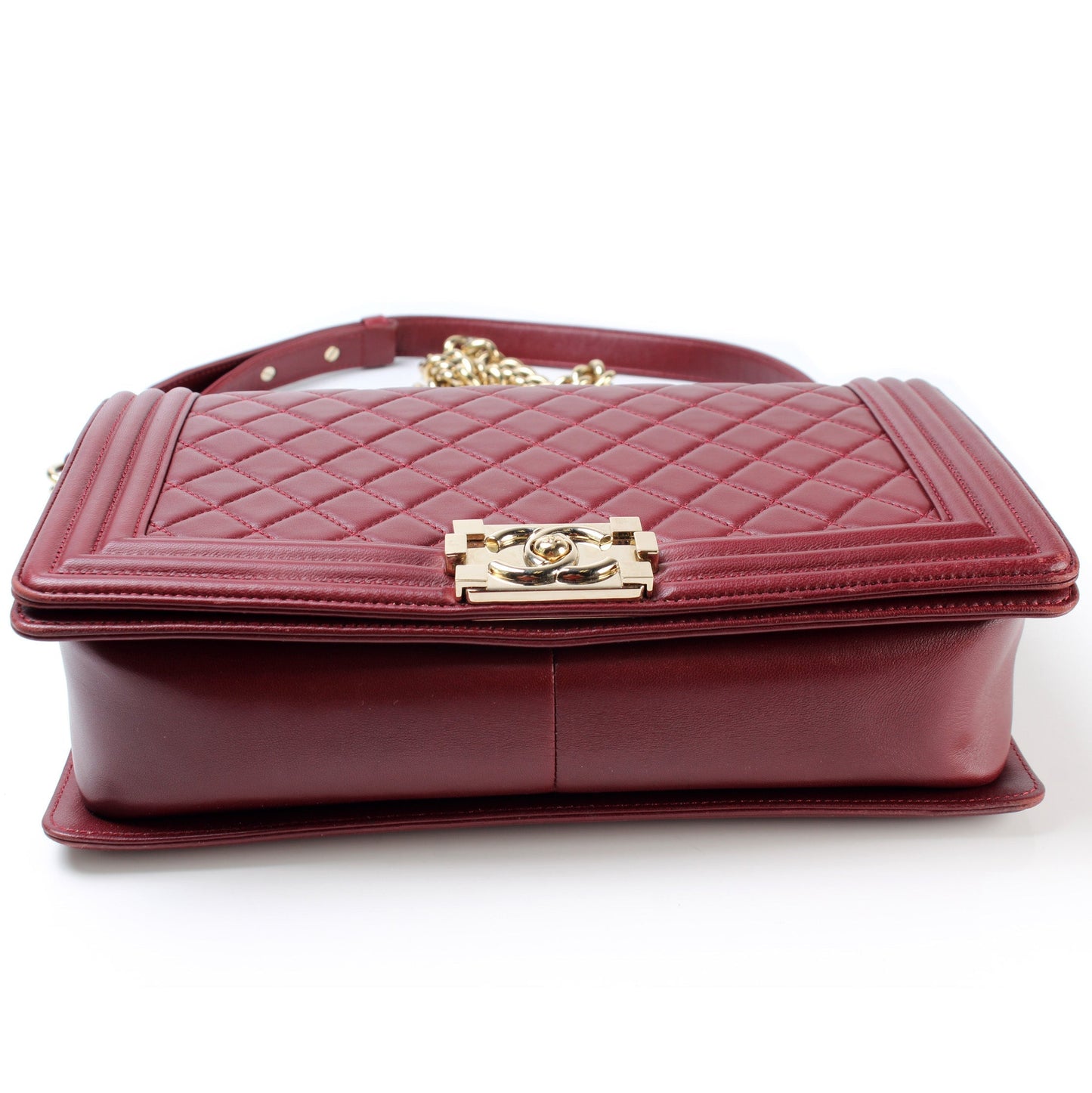 Chanel Boy Flap New Medium 22M Bag