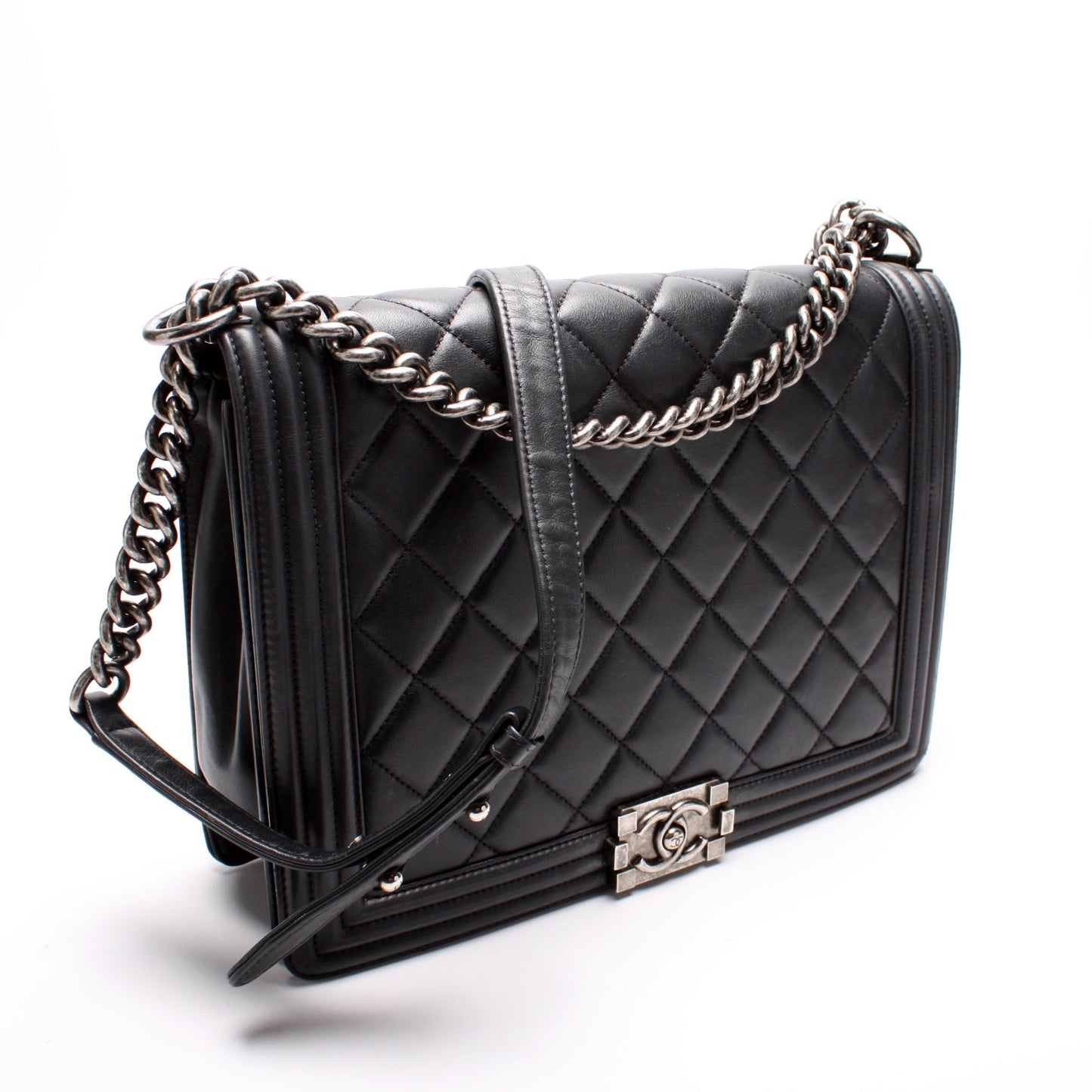 Chanel Boy Flap Large Lambskin 19M Bag
