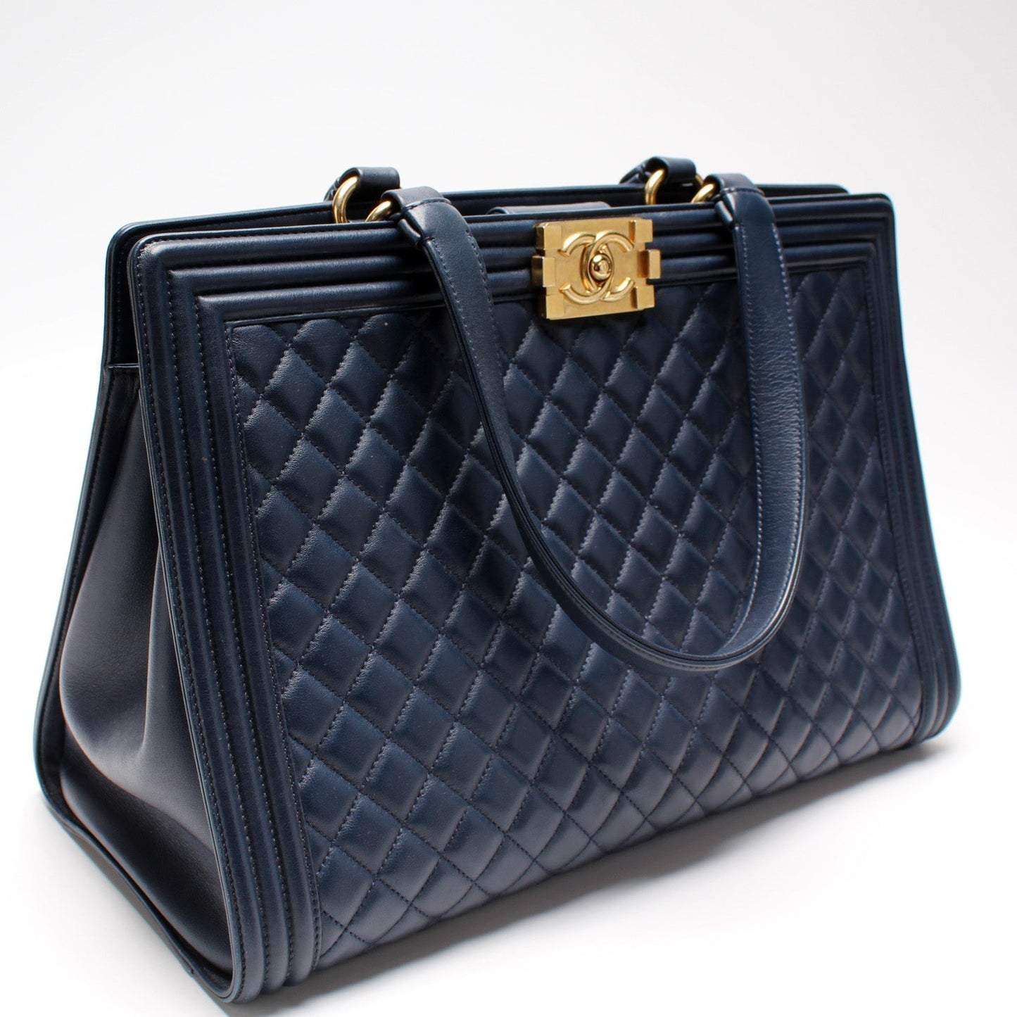 Chanel Boy Shopping Tote Medium 21M Bag