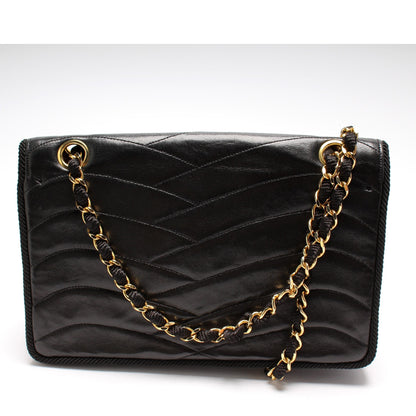 Chanel Scallop Quilted Flap Vintage Lambskin Bag