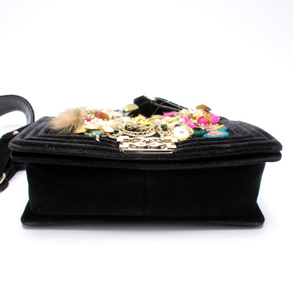 Chanel Metiers D'Art Boy Flap Velvet 21M Bag