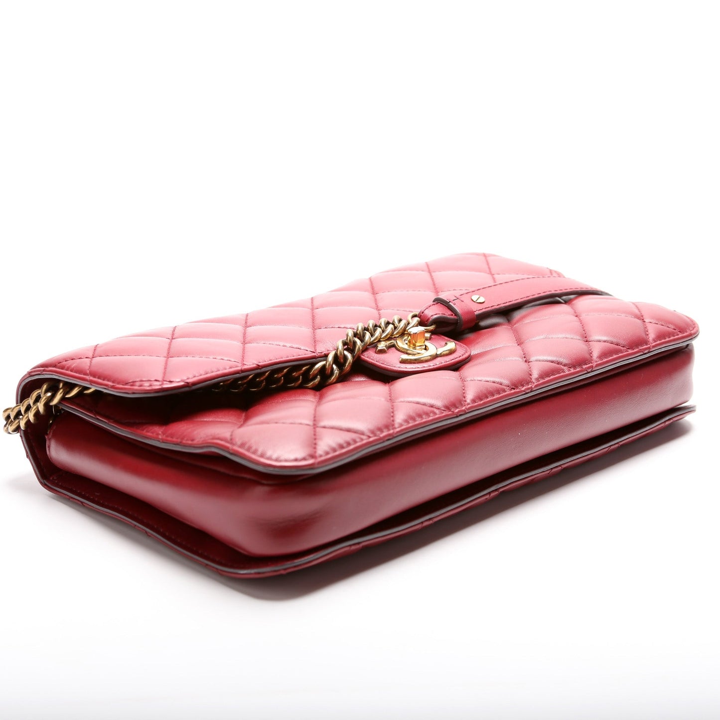 Chanel Perfect Edge Flap Quilted Lambskin 16M Bag