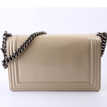 Chanel Boy Flap Medium 21M Bag