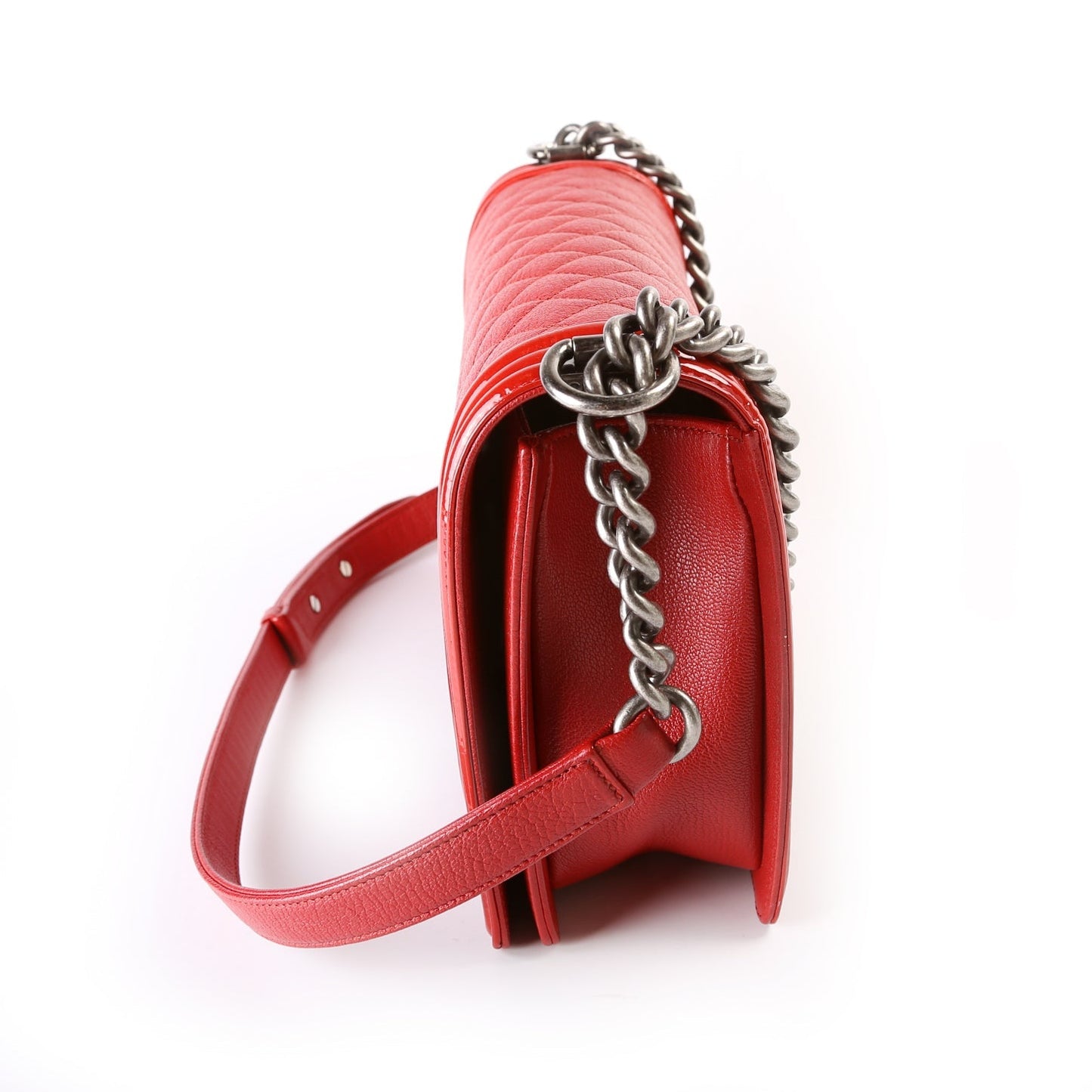Chanel Boy Flap Medium New Goatskin/Patent 21-24M Bag