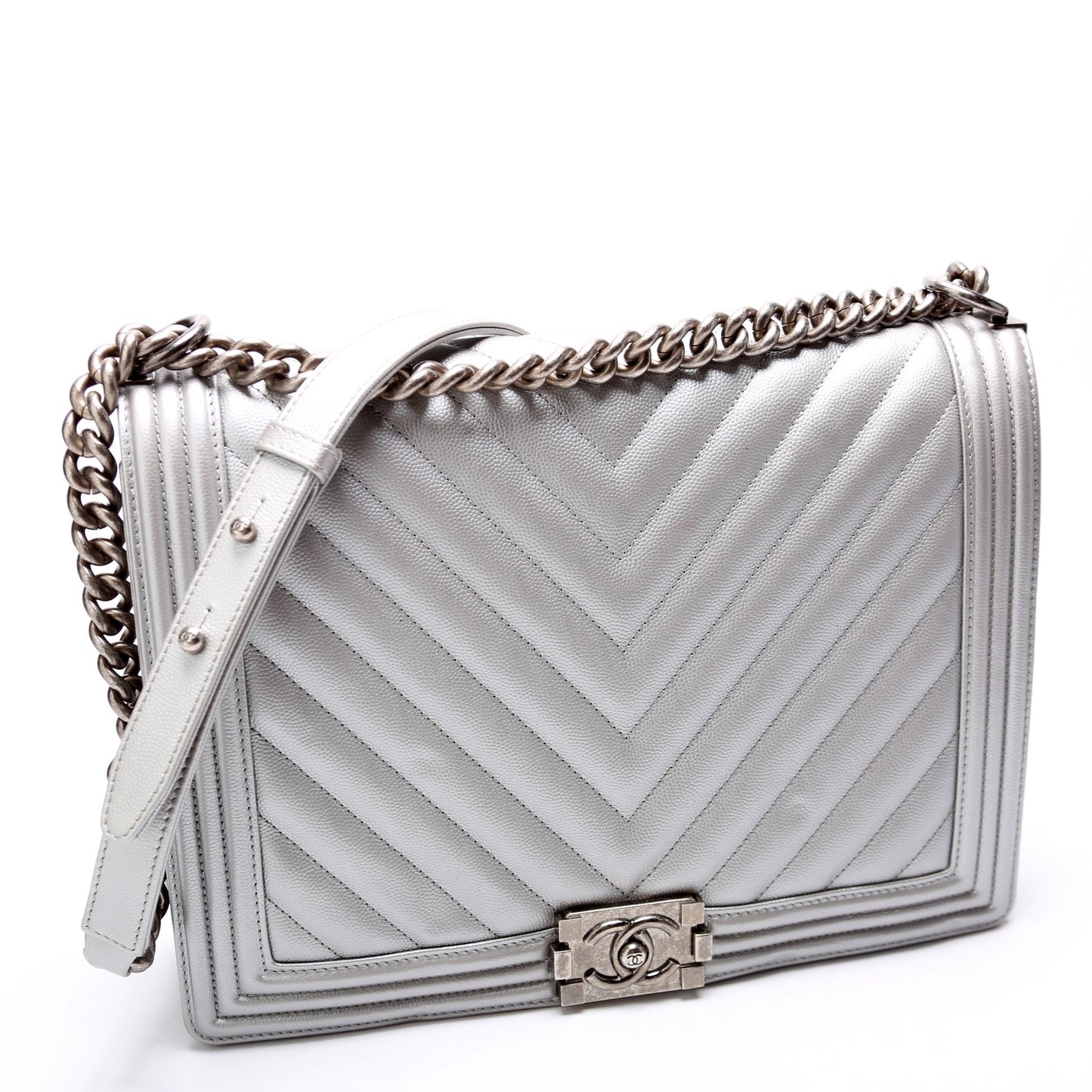 Chanel Boy Flap Medium Old Chevron Caviar 21-25M Silver Bag