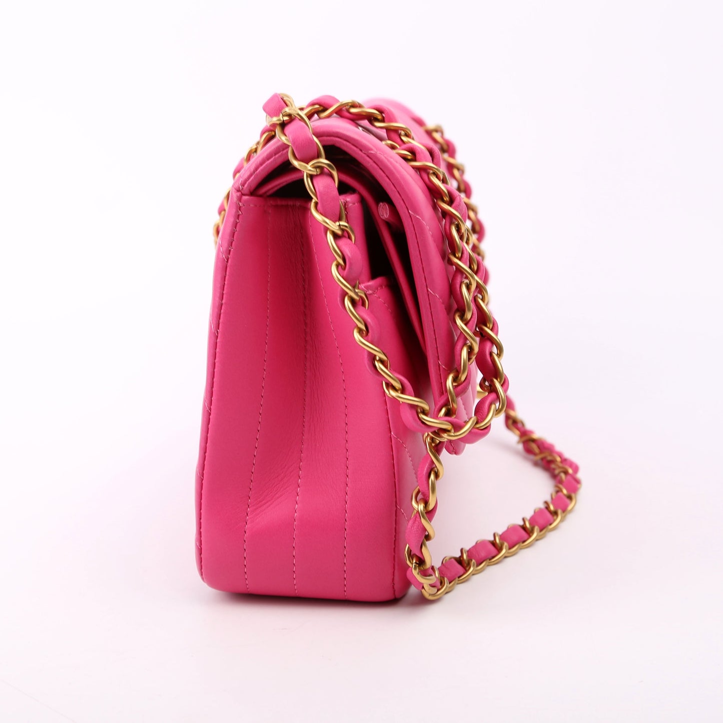 Chanel Classic Flap Medium Chevron Lambskin 21M Pink Bag
