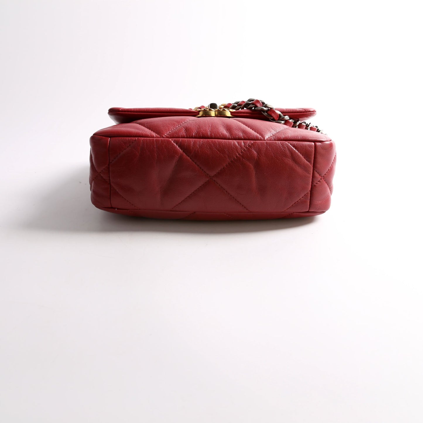 Chanel Quilted Goatskin 19 Medium Flap 30M Red Bag