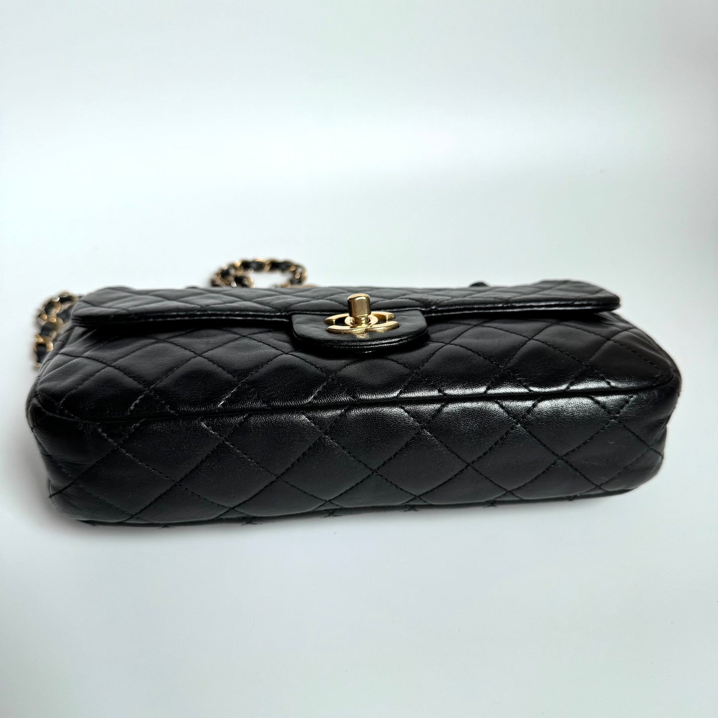 Chanel Classic Flap Medium Black Lambskin Leather Valentine Marine Charms