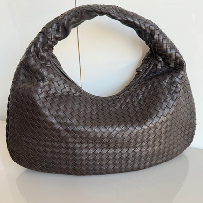 Bottega Veneta Intrecciato Hobo Medium Fondant Dark Chocolate Brown Lambskin leather 47cm