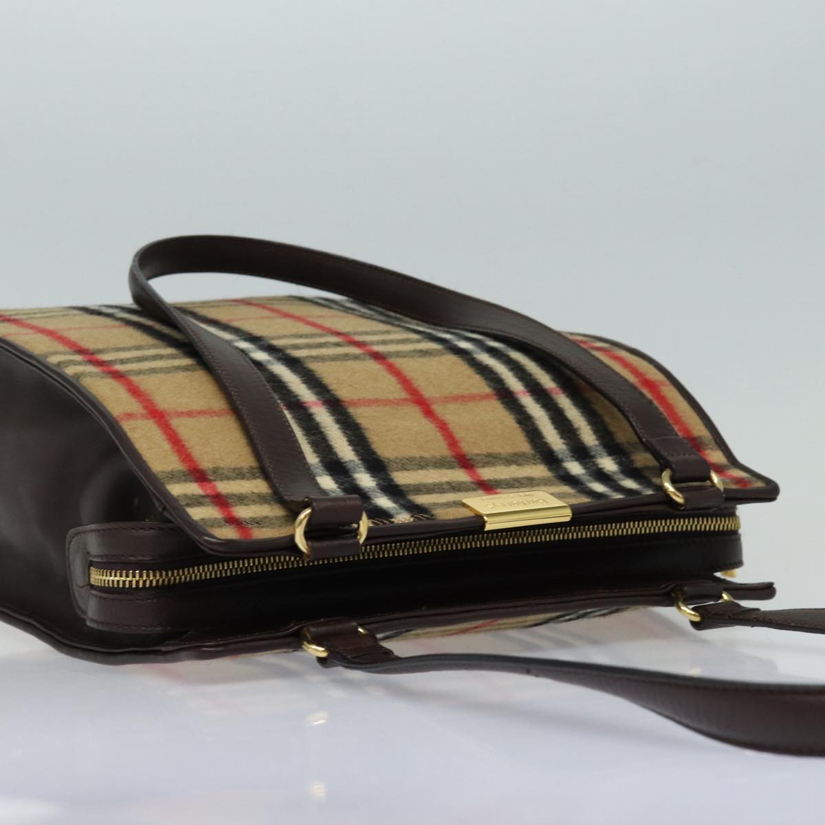 Luxury Burberry Nova Check Shoulder Bag