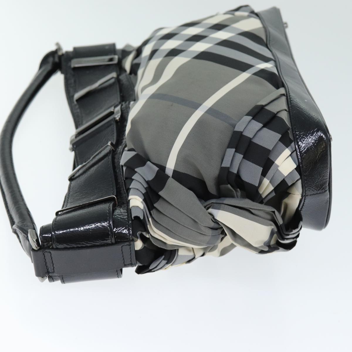 Luxury Burberry Nova Check Shoulder Bag