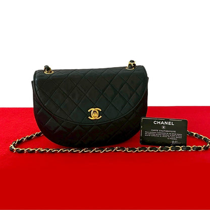 CHANEL Shoulder Bag lambskin black Matrasse