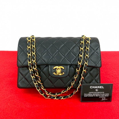 CHANEL Shoulder Bag lambskin black Matrasse