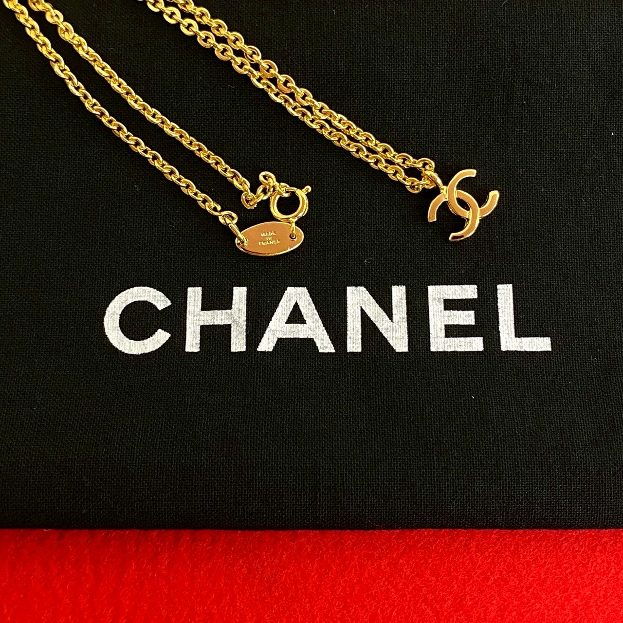 CHANEL Necklace Gold Plated gold