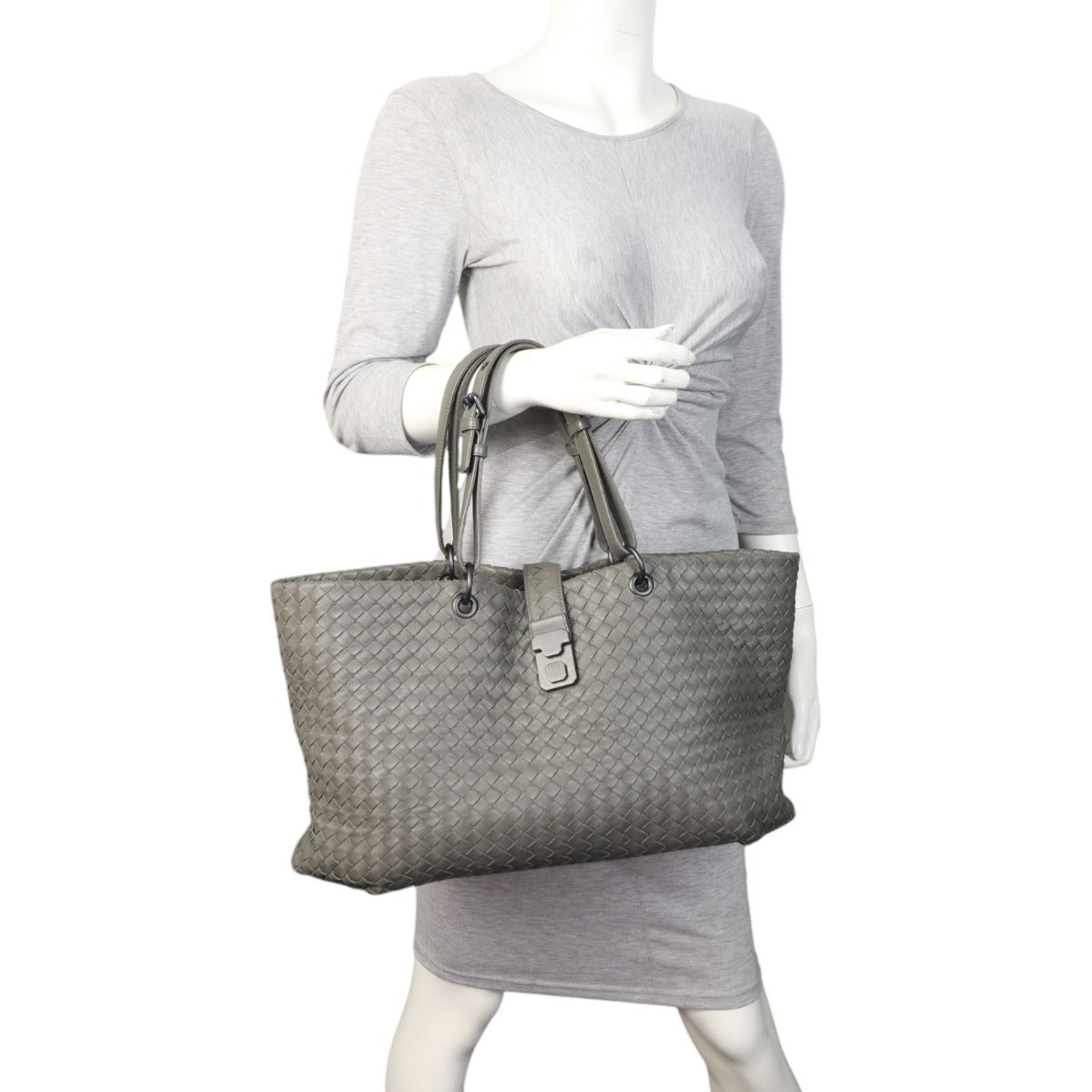 Bottega Veneta Intrecciato Capri Tote