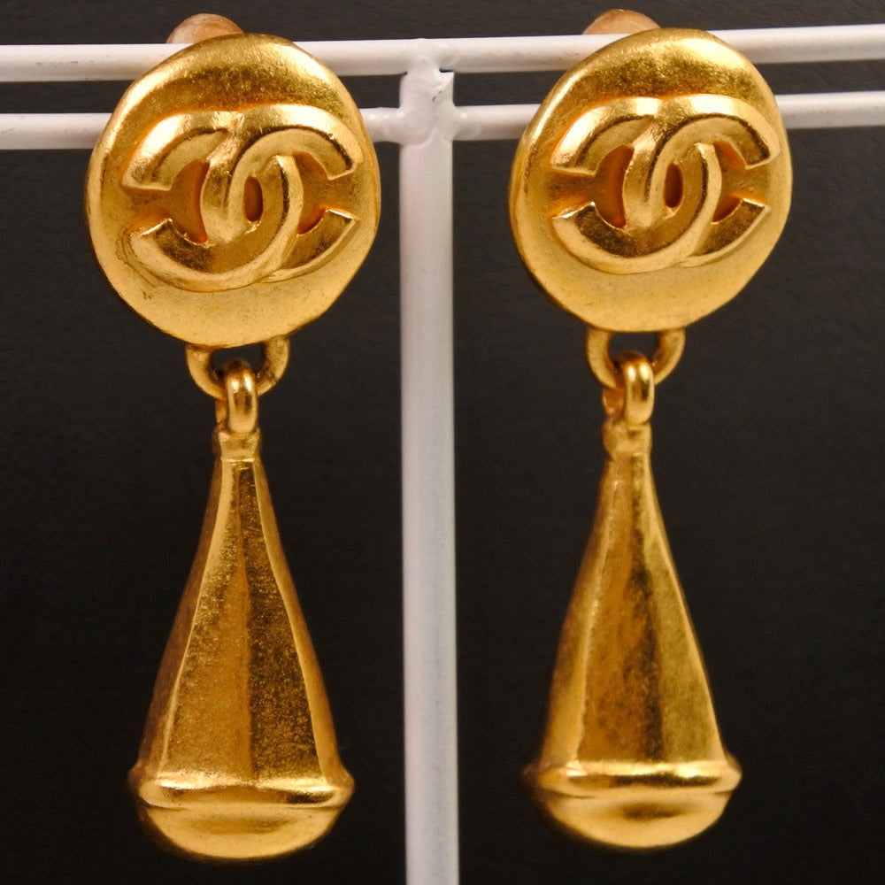 CHANEL Earring Plated Gold gold Swing / COCO Mark Women