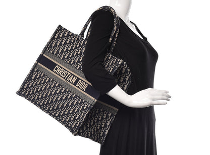CHRISTIAN DIOR LARGE OBLIQUE BOOK TOTE BAG