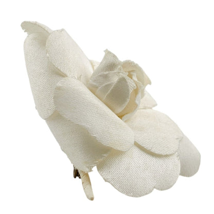CHANEL Brooch cotton cotton white corsage Camelia Women
