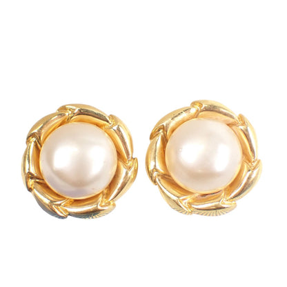 CHANEL Earring Gold Plated, Fake Pearl gold With beans, without rubber Gold Plated 93P Women