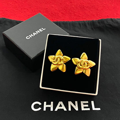 CHANEL Earring Gold Plated gold Women