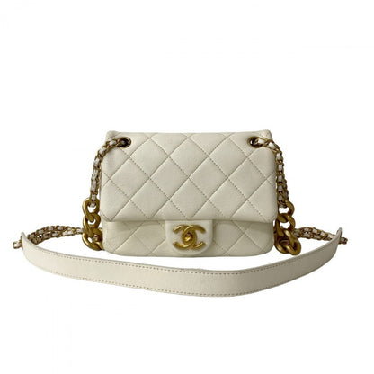 CHANEL Shoulder Bag lambskin white Matrasse