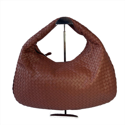 Bottega Veneta Intrecciato Hobo Bag Medium Burgundy Lambskin leather New Design