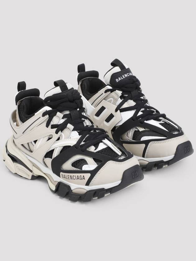Luxury Balenciaga Trending 2025 track low top sneakers 542436W3AC4