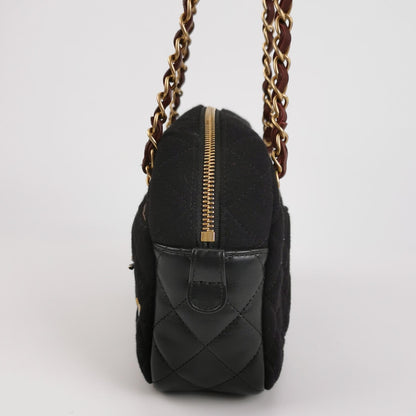 Chanel MÃ©tiers d'Art Paris-Hamburg 2018 Wool Nautical Charms Camera Bag Dark Navy