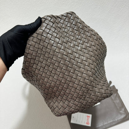 Bottega Veneta Cabat Large Intreccio Leather Tote Bag Grey 40-43cm