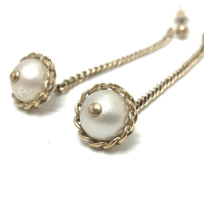 CHANEL Pierce metal gold 16B Fake pearl Women