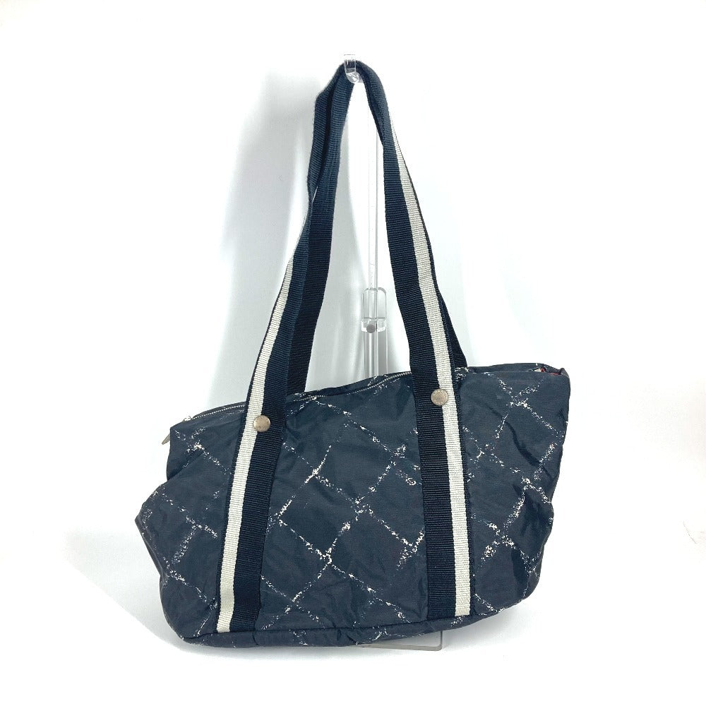CHANEL Boston Duffel bag Nylon black Old travel line Pet Bag unisex(Unisex)
